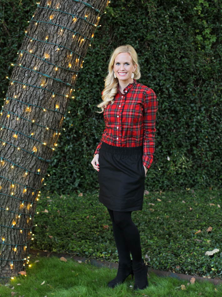 Christmas Holiday Plaid Outfit || joyfully so