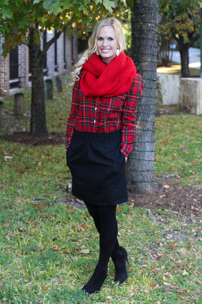 Christmas Holiday Plaid Outfit || joyfully so