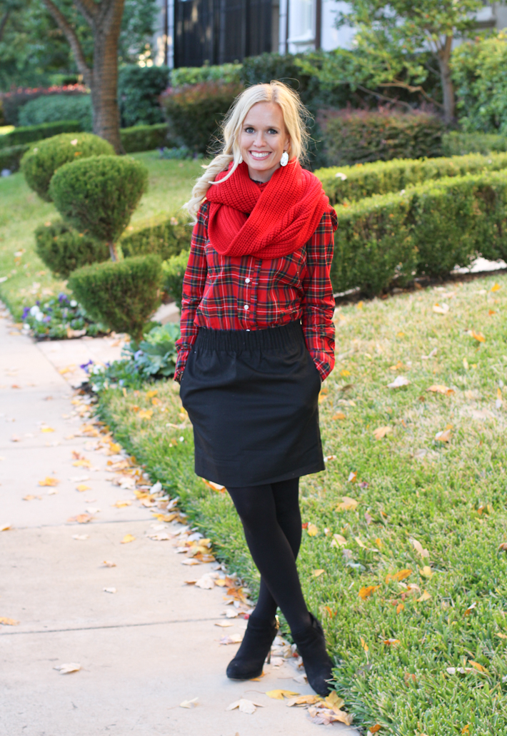 Christmas Holiday Plaid Outfit || joyfully so