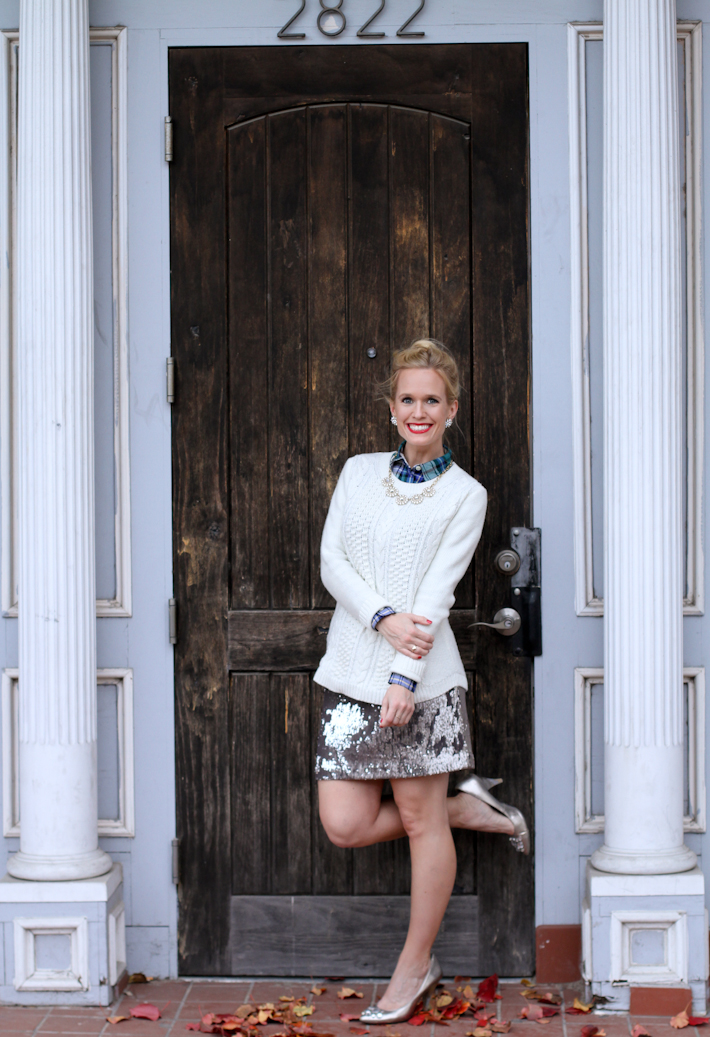 Convertible skirt - two ways, perfect for a holiday party! || joyfully so