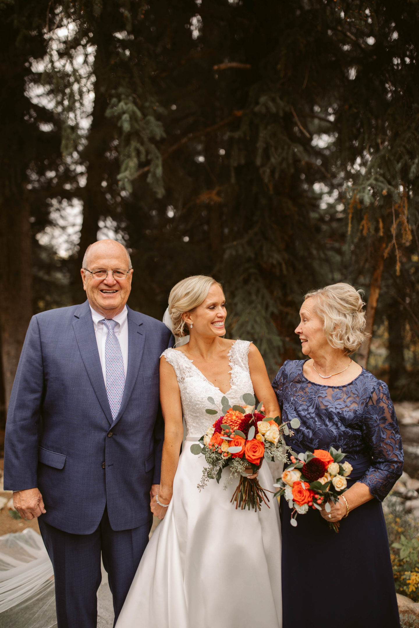 Vail Micro Wedding | Fall wedding in Colorado | COVID wedding | Vail, CO wedding