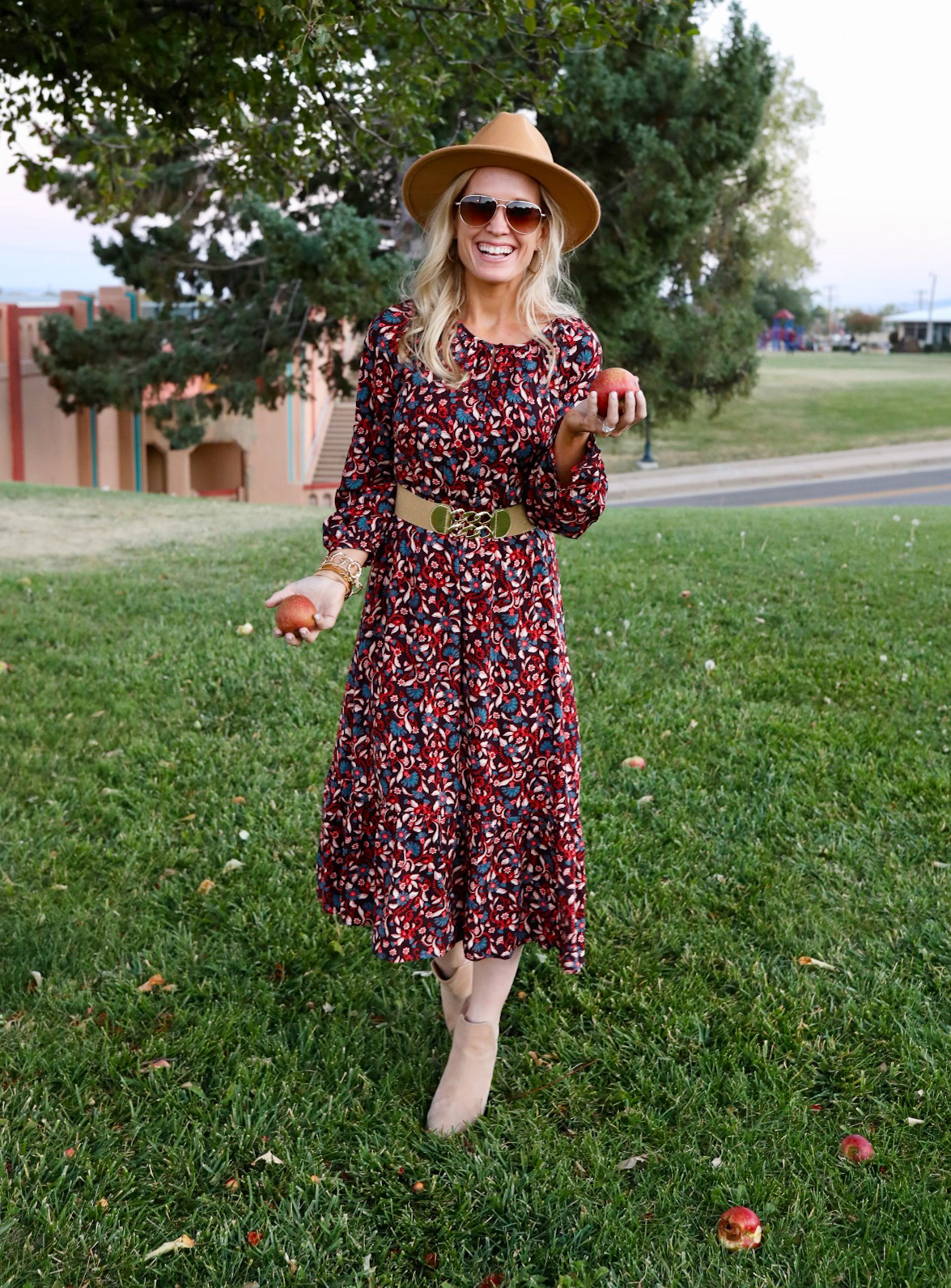 12 Thanksgiving Outfit Ideas | Affordable Holiday Styles | Midi dress