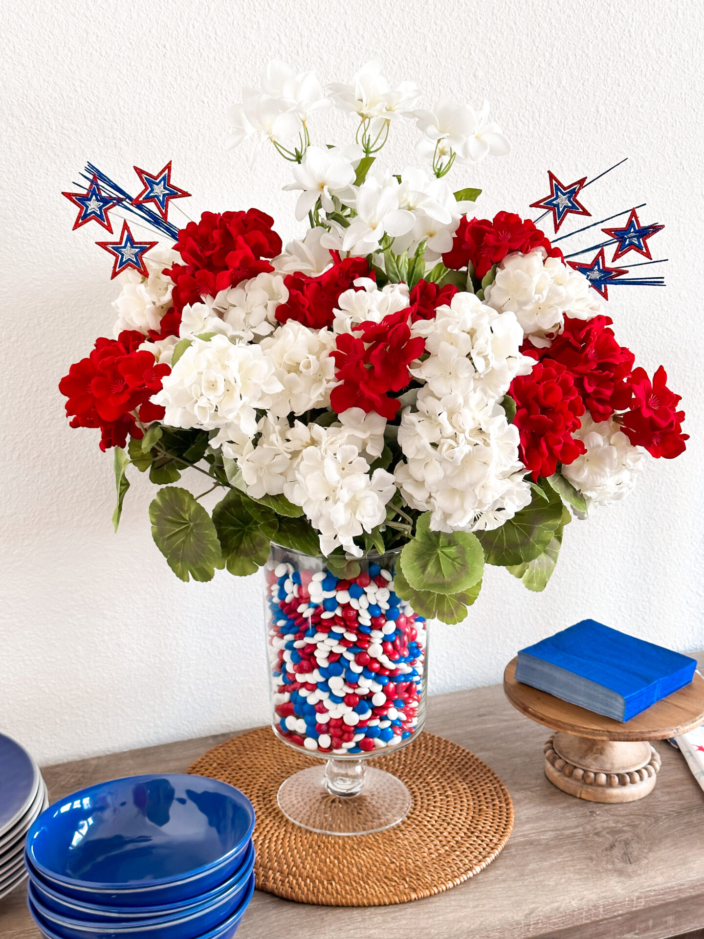 red, white and blue floral arrangement for Fourth of July | 5 Summer Ideas | Summer Recipes and Fourth of July Decor Inspo
